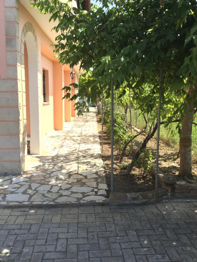 Aristidis Apartm. 2 Kávos